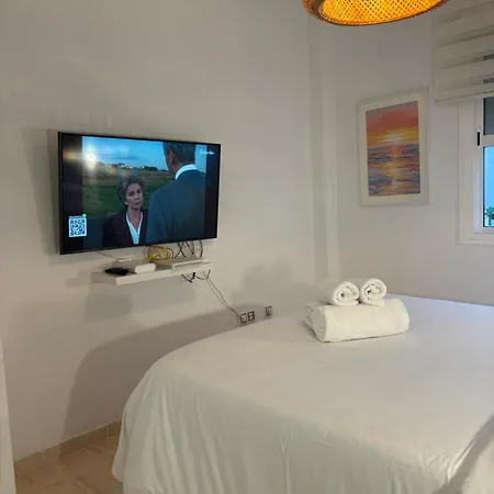 Daire Zona Luxury 4 *