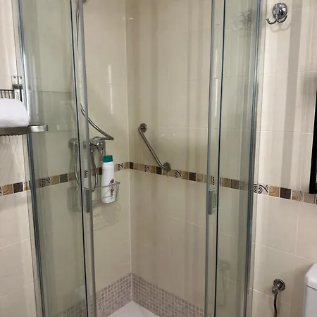 Luxury 4 Apartment